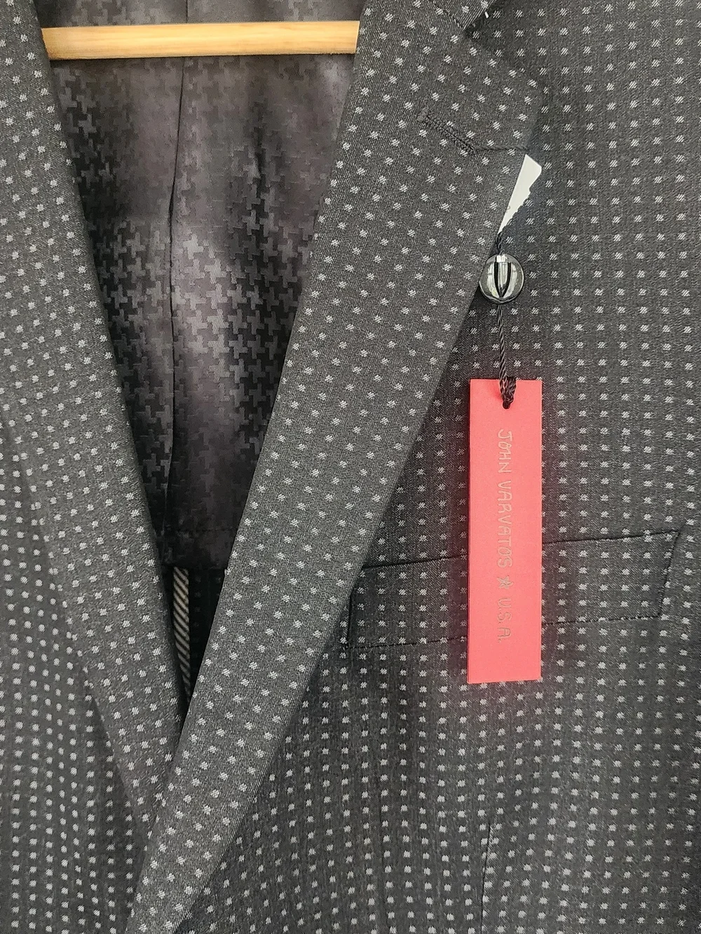 NWT John Varvatos USA Black Gray Dot Blazer 42R